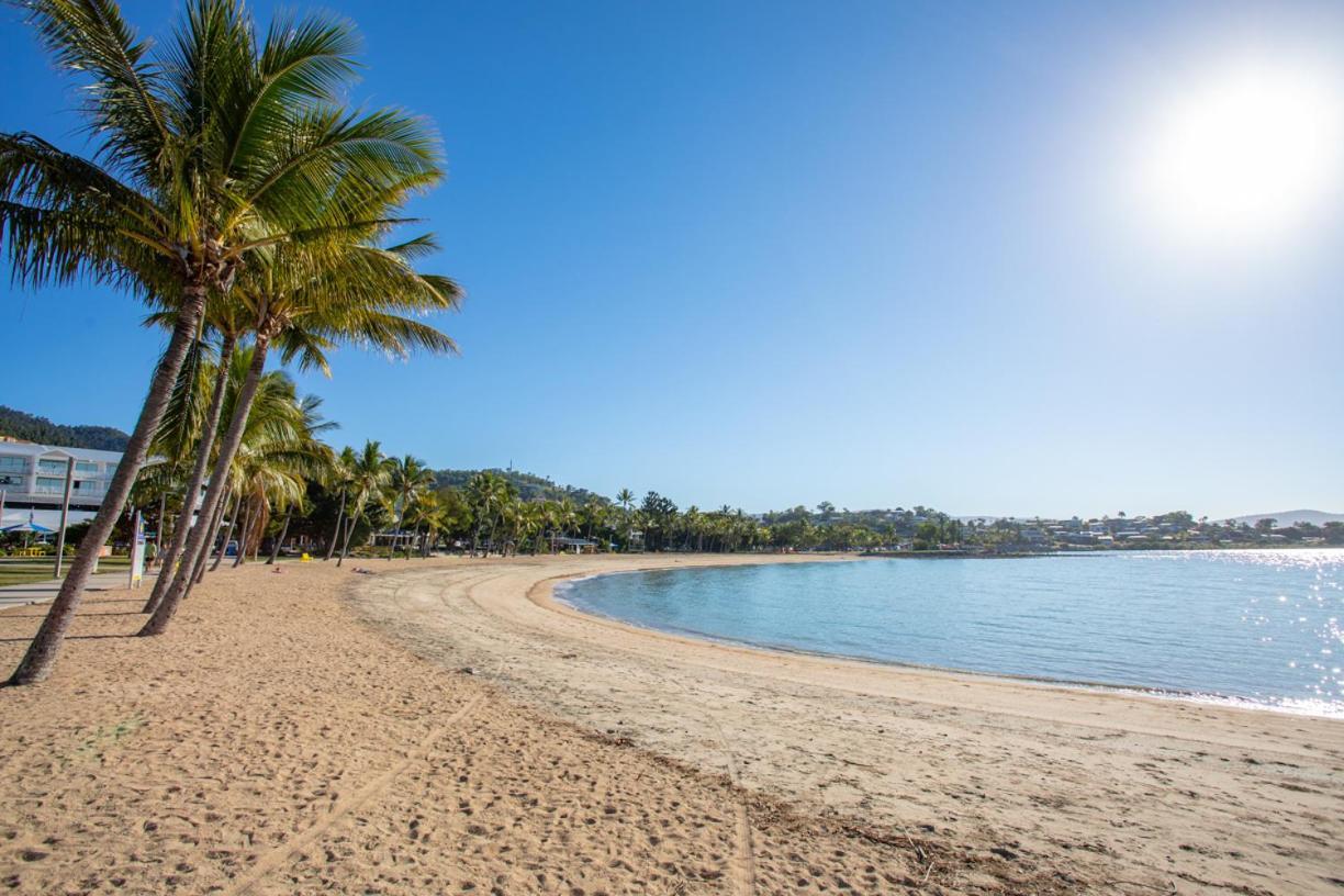 Mandalay Escape, Seclusion & Serenity With A Pool Airlie Beach Exterior photo