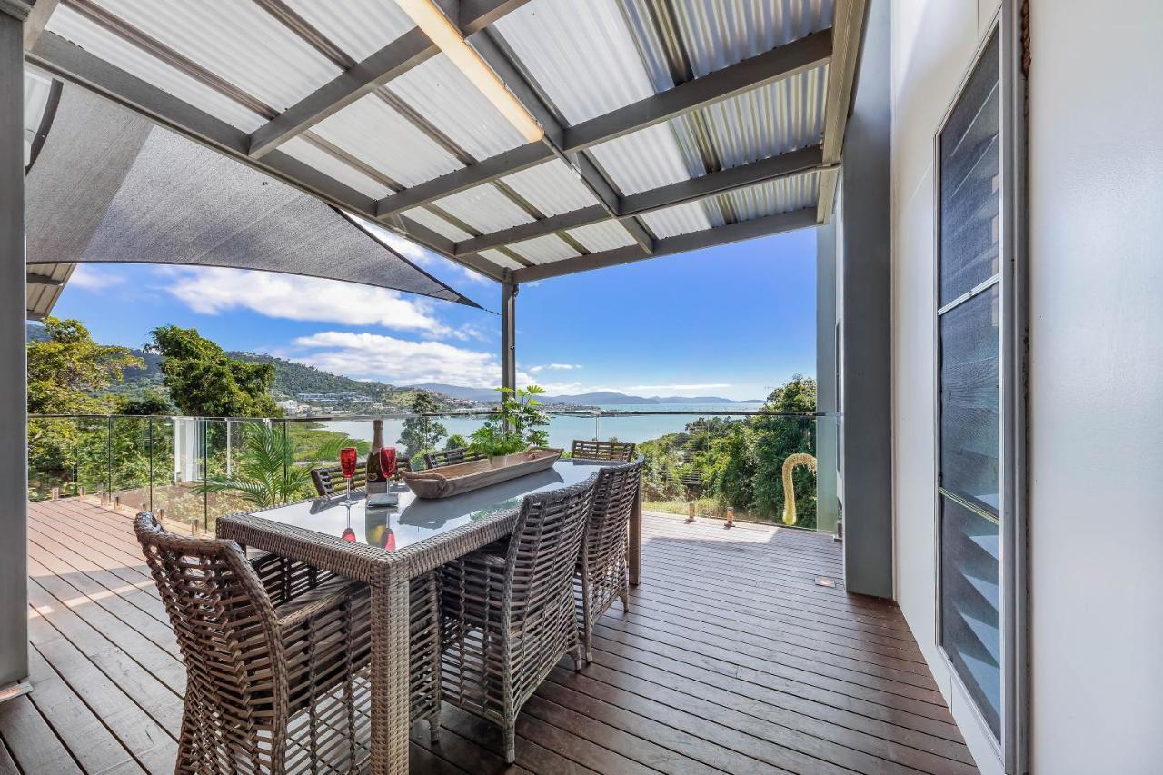 Mandalay Escape, Seclusion & Serenity With A Pool Airlie Beach Exterior photo