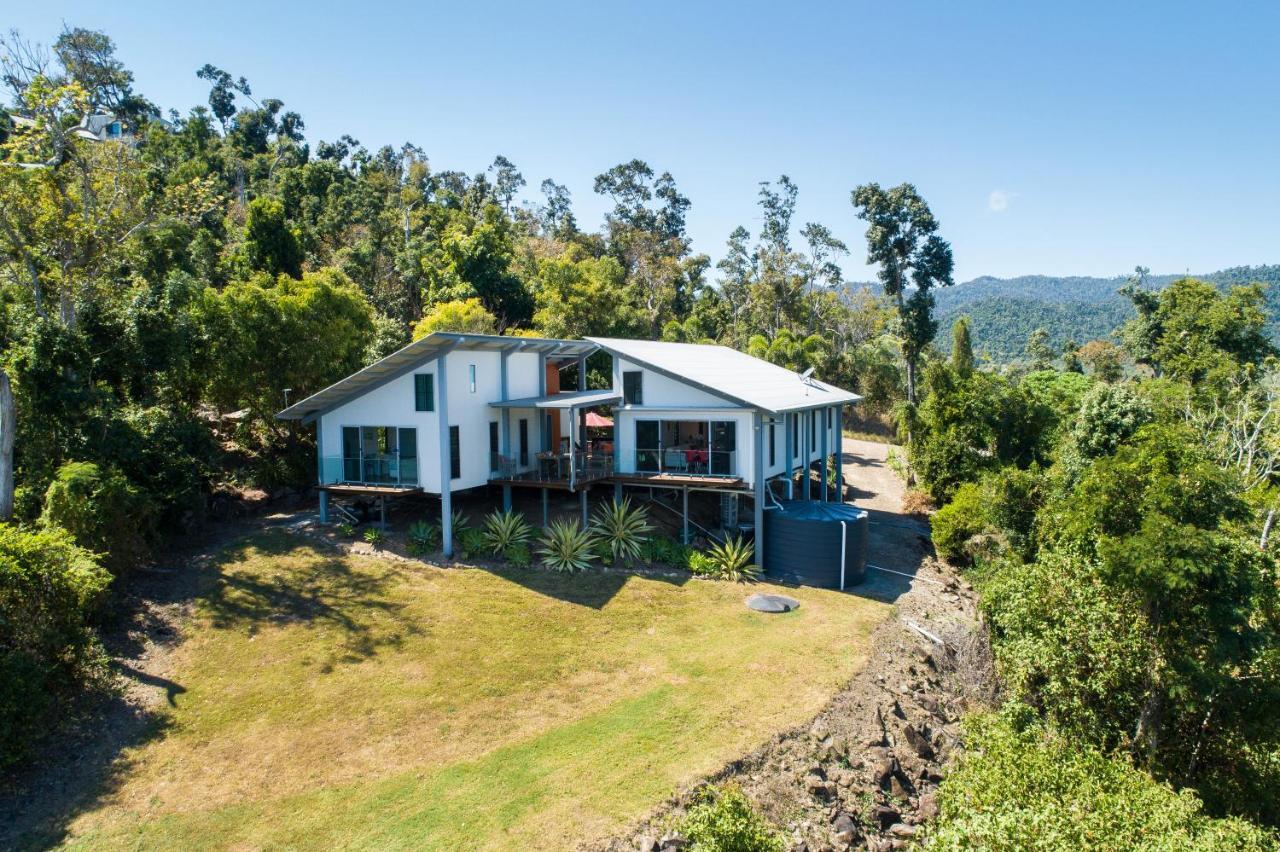 Mandalay Escape, Seclusion & Serenity With A Pool Airlie Beach Exterior photo