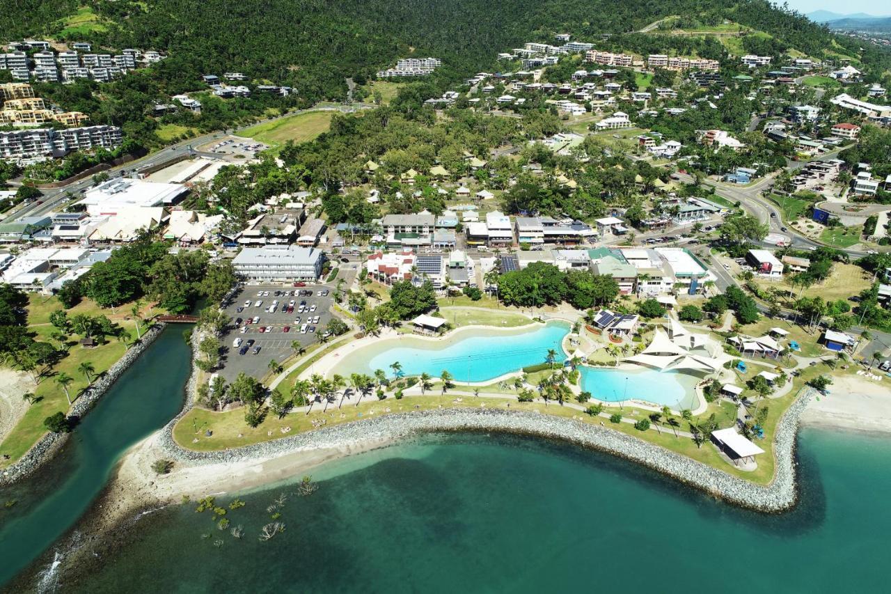Mandalay Escape, Seclusion & Serenity With A Pool Airlie Beach Exterior photo