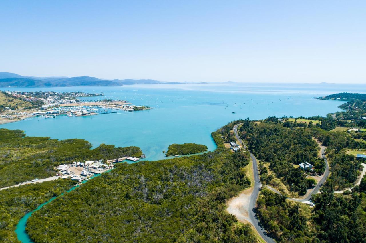Mandalay Escape, Seclusion & Serenity With A Pool Airlie Beach Exterior photo
